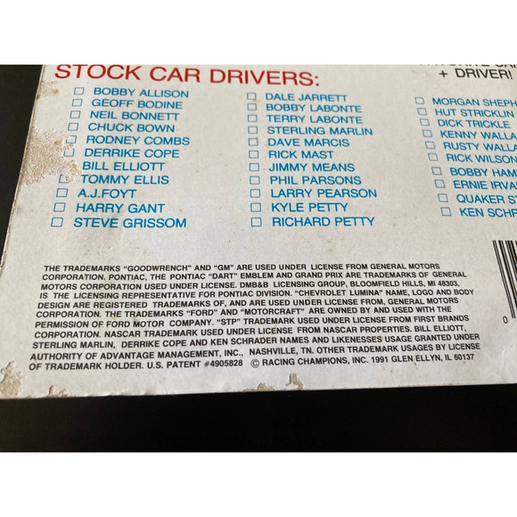 NIB Vintage NASCAR Racing Champions Diecast Stock Car Dave Marcis - Picture 5 of 5